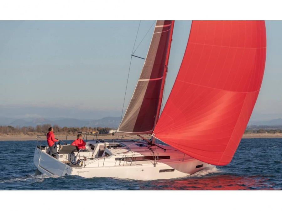 Photo #1 - Sun Odyssey 380 - 1wc (Phos - Comfort line) in  - 9666