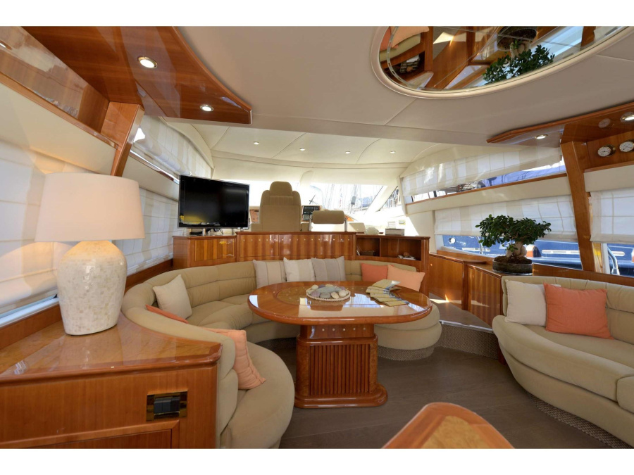 Interior image - 1