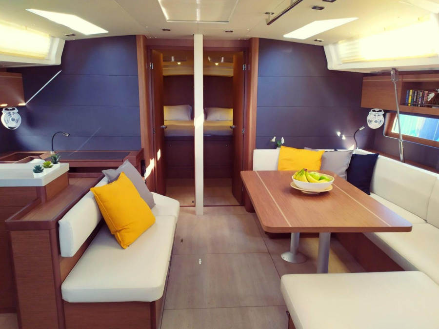 Interior image - 1