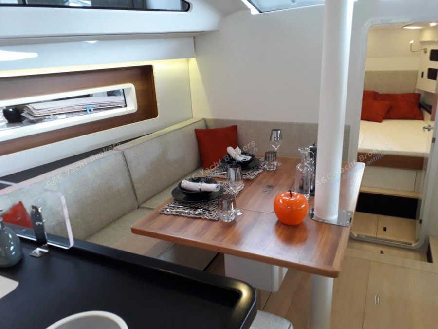 Interior image - 1