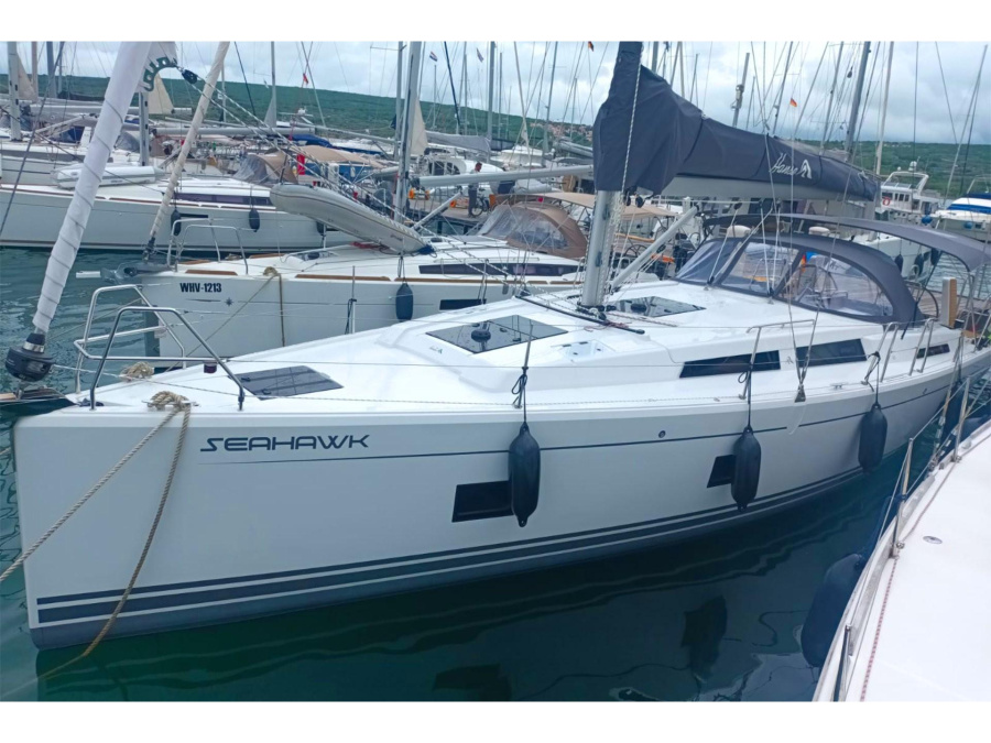 Photo #1 - Hanse 418 (Seahawk) en Marina Punat - 8209