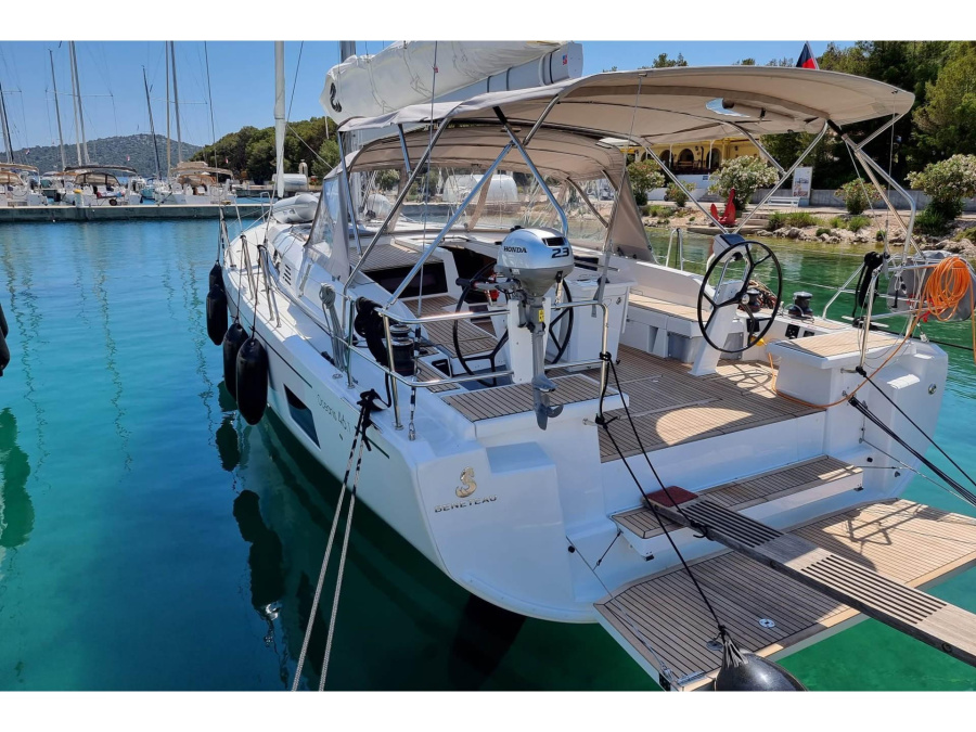 Photo #1 - Oceanis 46.1 (Noah) in Marina Frapa - 16334