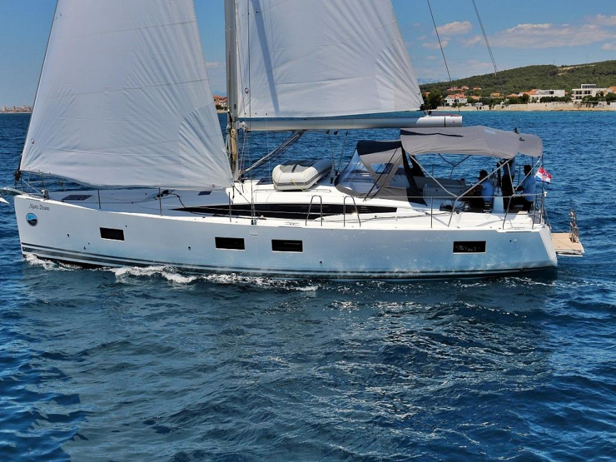 Photo #1 - JEANNEAU 54 BT (MYSTIC DREAMS) en D-Marin Dalmacija Marina - 8402