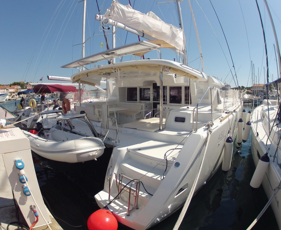 Photo #1 - Lagoon 450 (Bevanda) in Marina Medulin - 17211