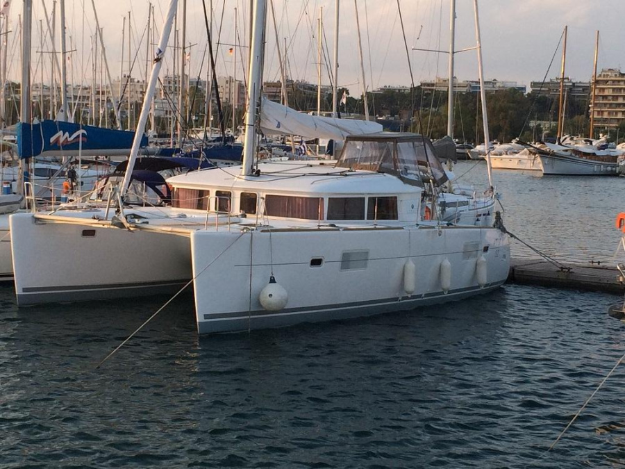 Photo #1 - Lagoon 400 S2 (Emerald Seas) in Alimos Marina - 7619