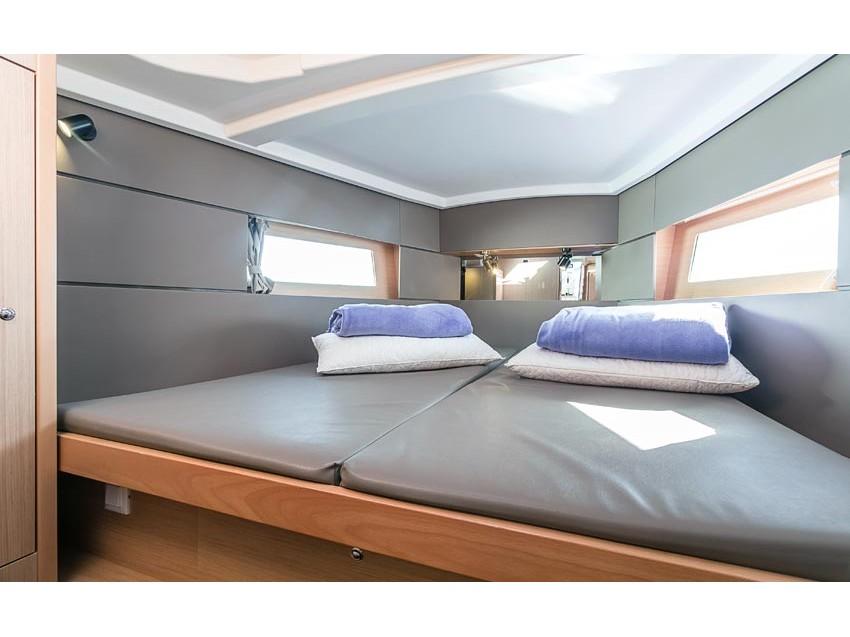 Interior image - 2