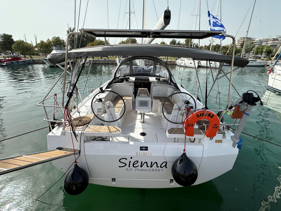 Photo #1 - Bavaria C38 (S/Y Sienna) en Alimos Marina - 10071
