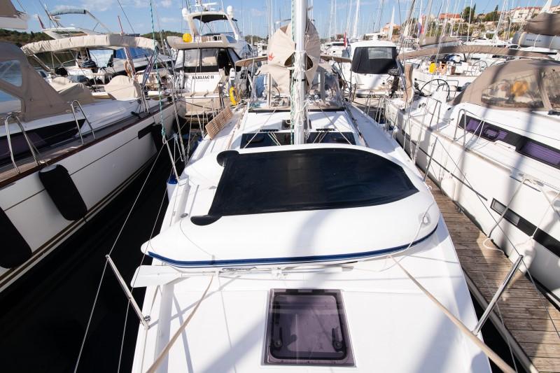 Dufour 390 - 2