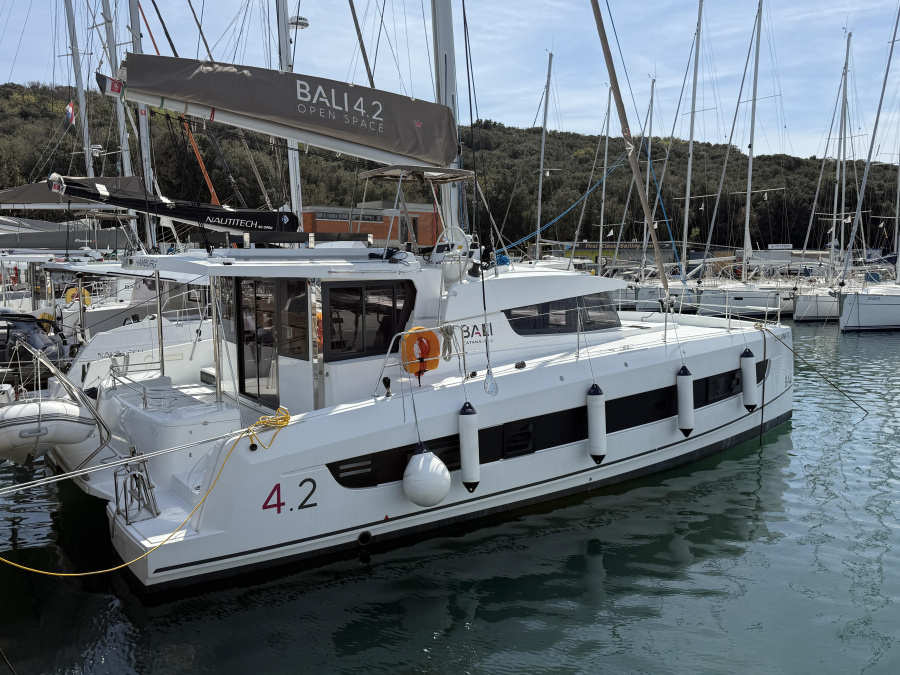 Photo #1 - Bali 4.2 (La Luna 77) en Tehnomont Marina Veruda - 8902