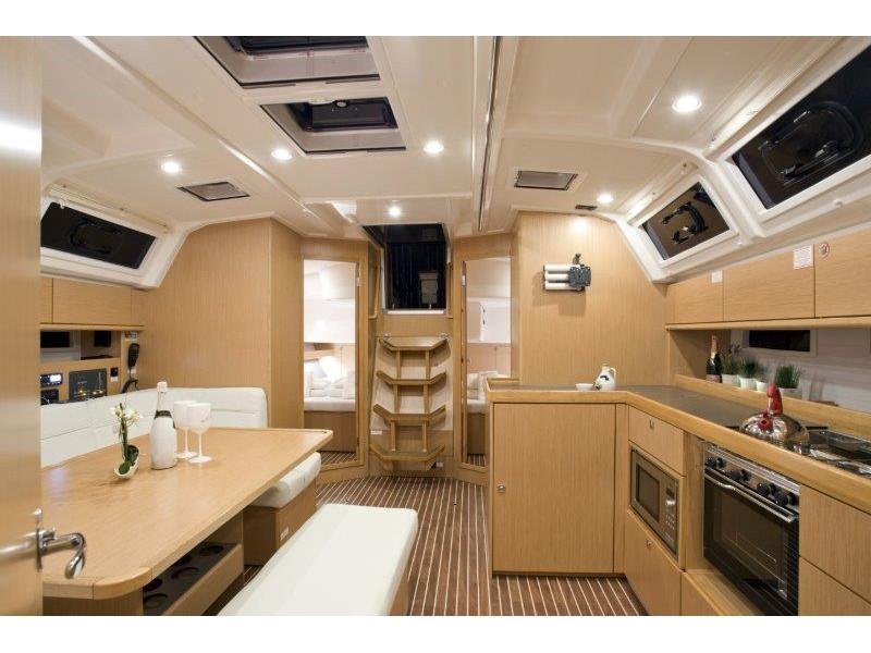 Interior image - 1