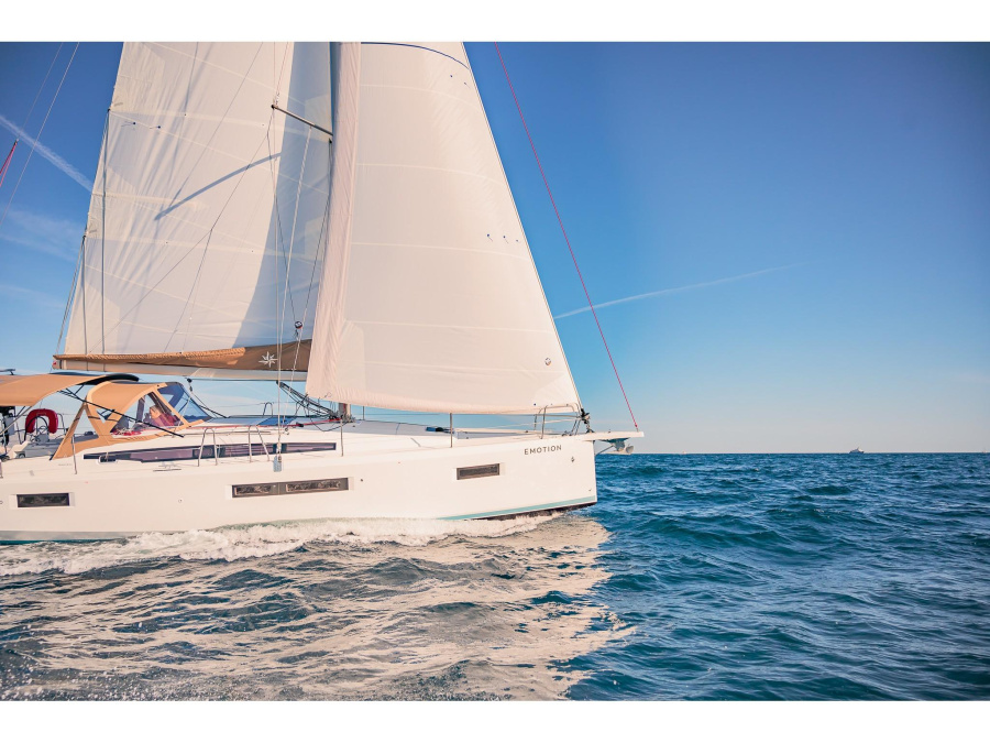 Photo #1 - Sun Odyssey 410 (Emotion) en D-Marin Marina Lefkas - 8895