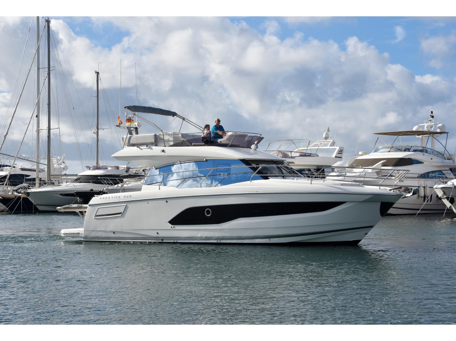 Photo #1 - Prestige 420 New (My Love II) en Club Nàutic S`Arenal - 9520