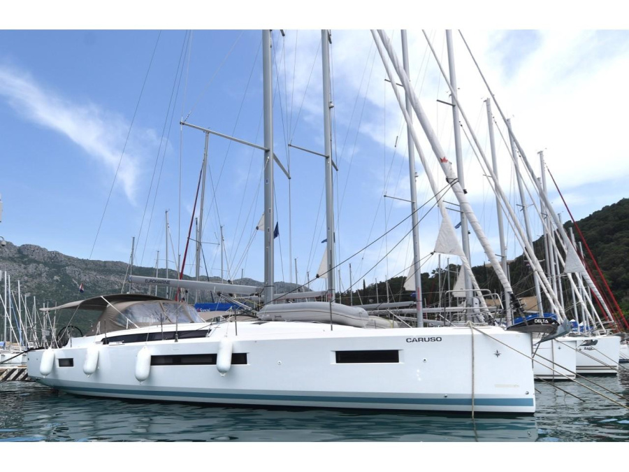 Photo #1 - Sun Odyssey 490 "LUXE" (Caruso) in ACI Marina - 11156