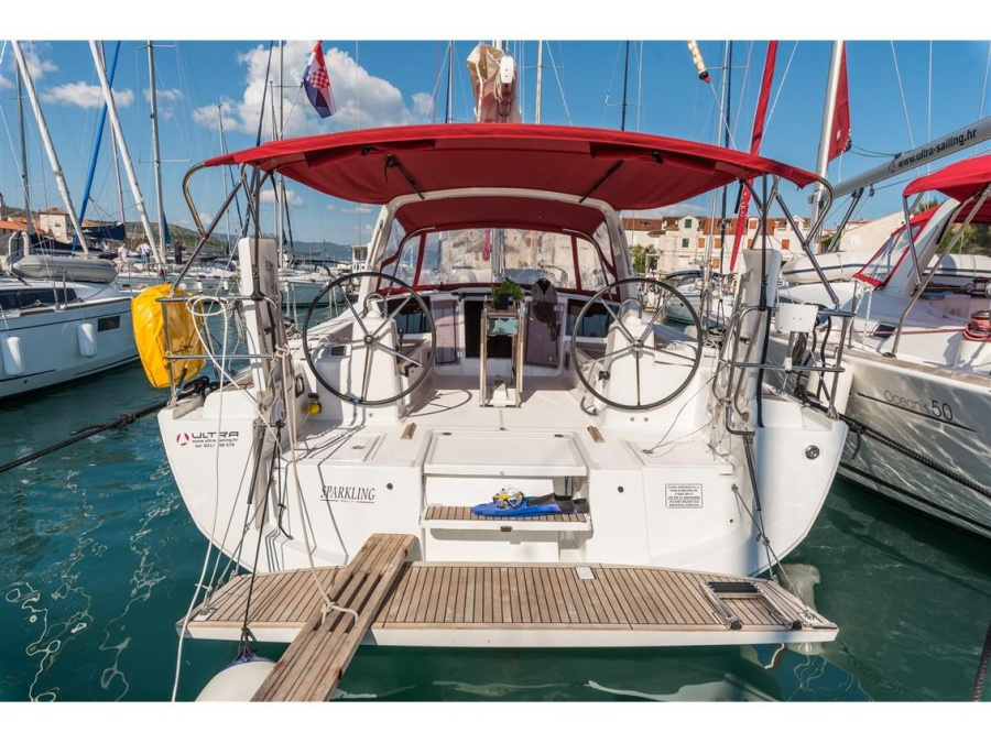 Photo #1 - Oceanis 41.1 (SPARKLING) en ACI Marina - 8638