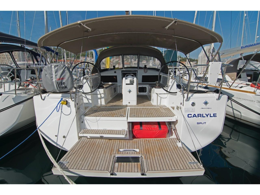 Photo #1 - Sun Odyssey 440 (Carlyle) in ACI Marina - 11157