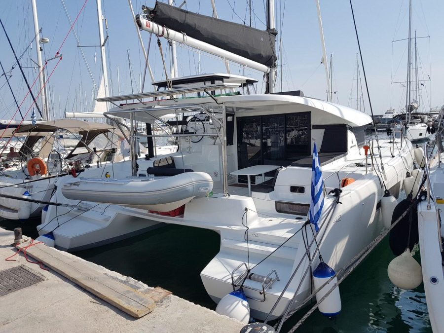 Photo #1 - Lagoon 42 (Agia Irini) en Marina - 15675