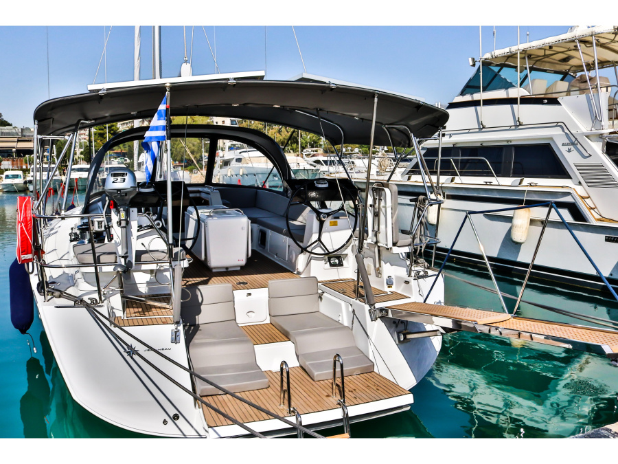 Photo #1 - Jeanneau 54 (Sea Force) in Alimos Marina - 6974