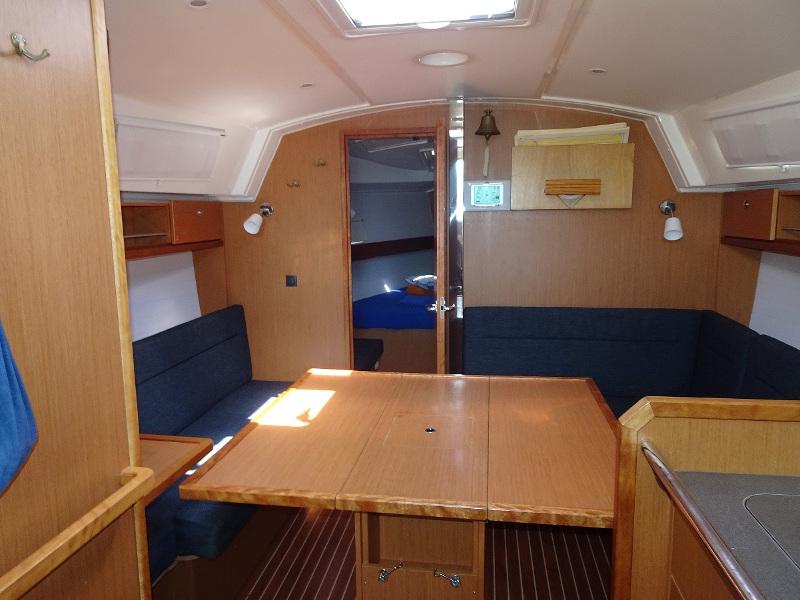 Interior image - 2