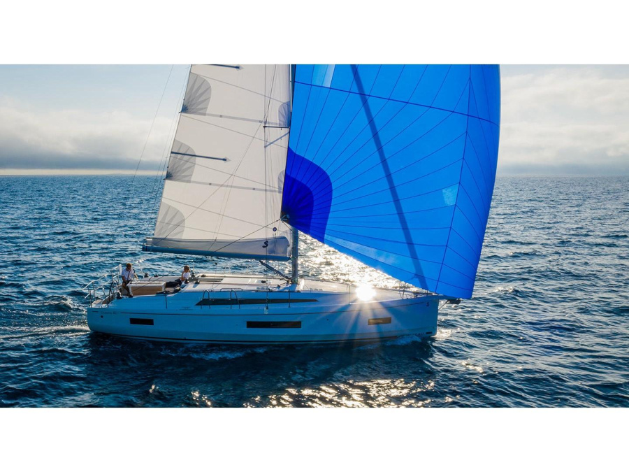 Photo #1 - Oceanis 40.1 (Rhea - Comfort line) in Marina - 12039
