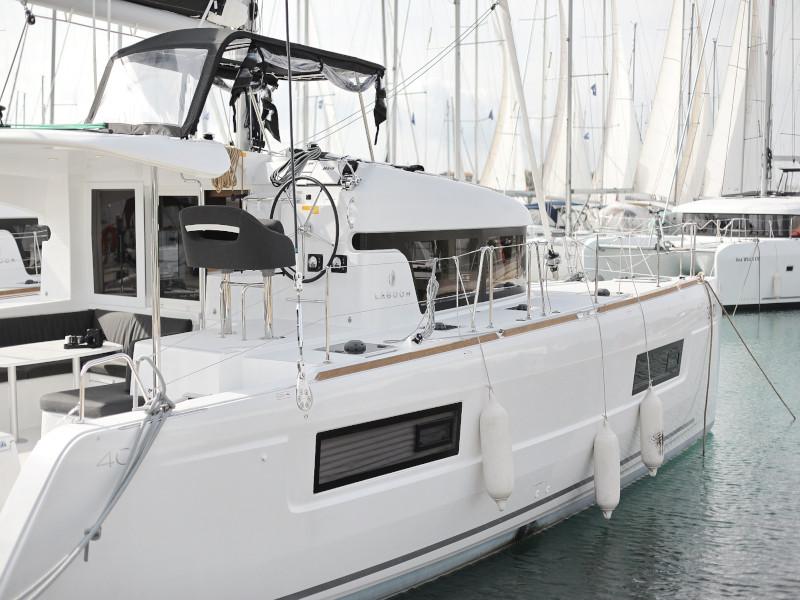Photo #1 - Lagoon 40 (BLUE ANGEL) in D-Marin Dalmacija Marina - 24404