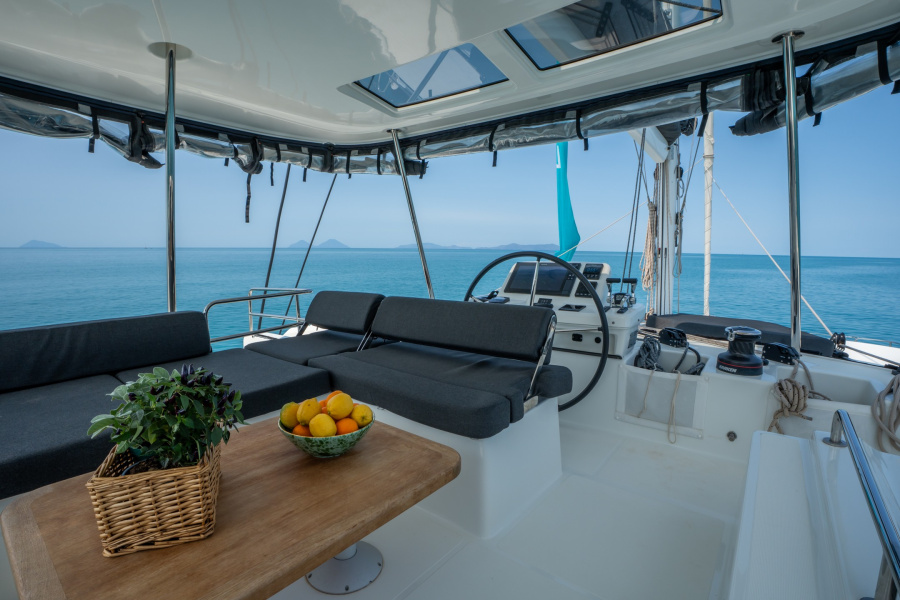 Flybridge - 2