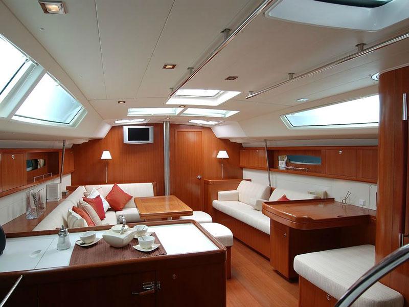 Interior image - 1
