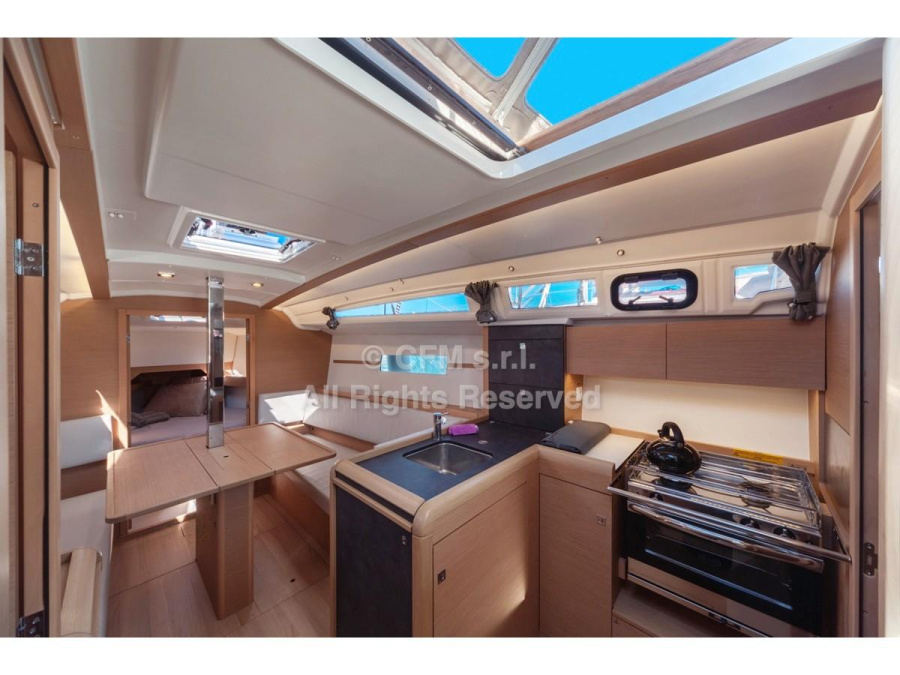 Interior image - 1