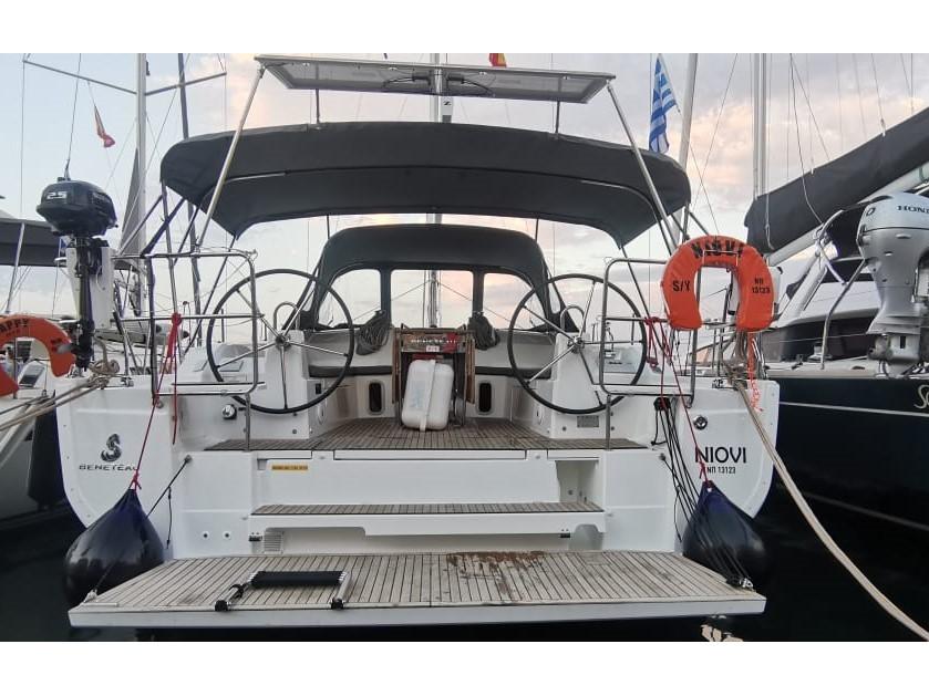 Photo #1 - Oceanis 40.1 (Niovi) in Marina - 11095