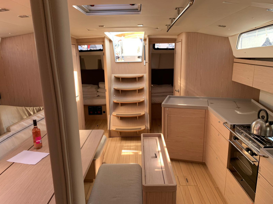 Interior image - 1