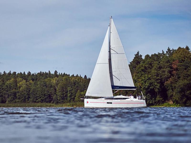 Photo #1 - Sun Odyssey 319 (Sun Odyssey 319) in Marina - 10290