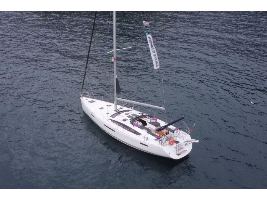 Photo #1 - Jeanneau 53 (Melpomene) en Darsena Acton - 16973