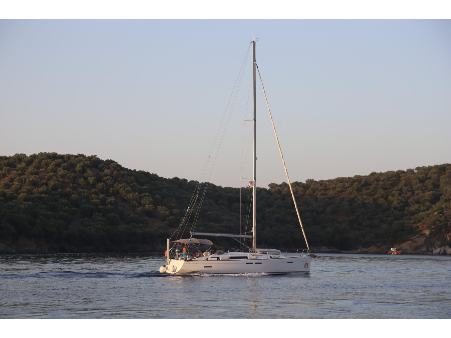 Photo #1 - Sun Odyssey 439 (Eudora) in Harbour - 23543