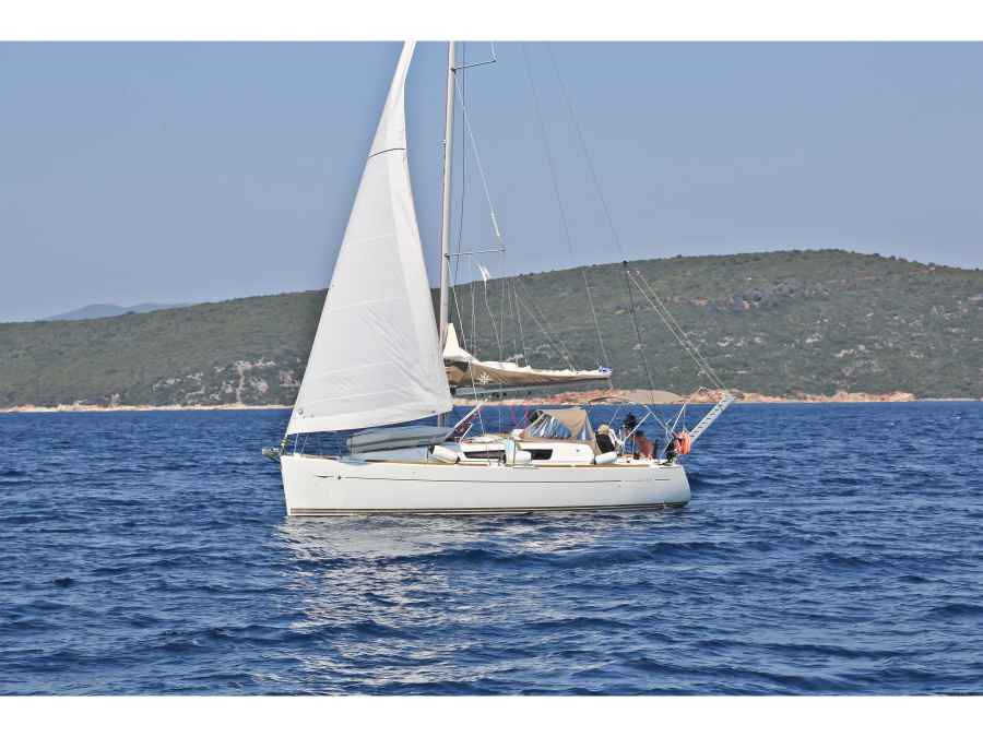 Photo #1 - Sun Odyssey 33i (Galateia) in Harbour - 23556