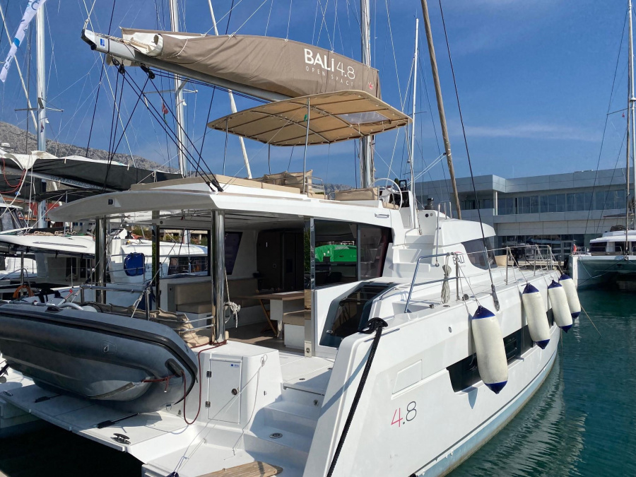 Photo #1 - Bali 4.8 (BAŠA) in Marina Kaštela - 8164