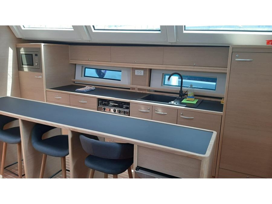 Interior image - 2