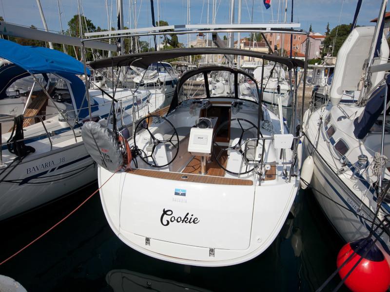 Photo #1 - Bavaria Cruiser 34 Style (COOKIE) en Marina - 11718