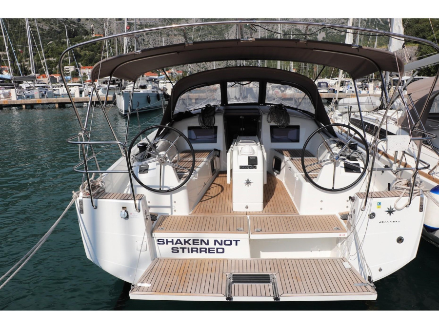 Photo #1 - Sun Odyssey 410 (Shaken Not Stirred) in ACI Marina - 13451