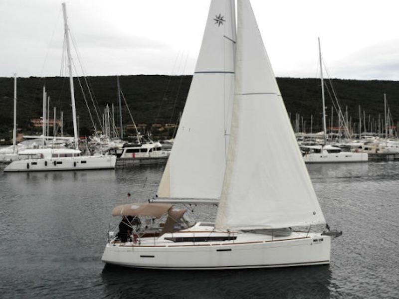 Photo #1 - Sun Odyssey 389 - 2 cab (Tara) en Marina Punat - 9158
