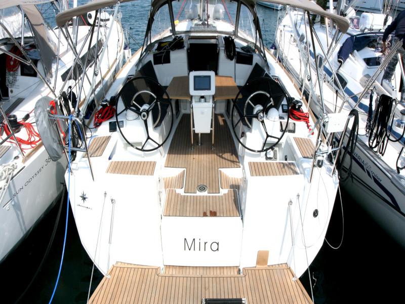 Photo #1 - Sun Odyssey 419 (Mira) in Tehnomont Marina Veruda - 9130