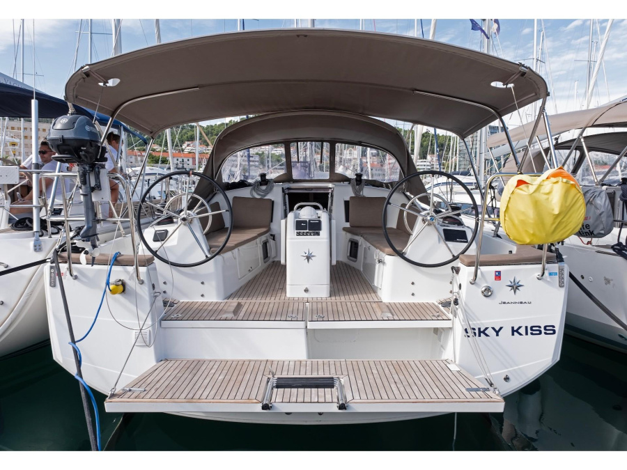 Photo #1 - Sun Odyssey 410 (Sky Kiss) in ACI Marina - 13759
