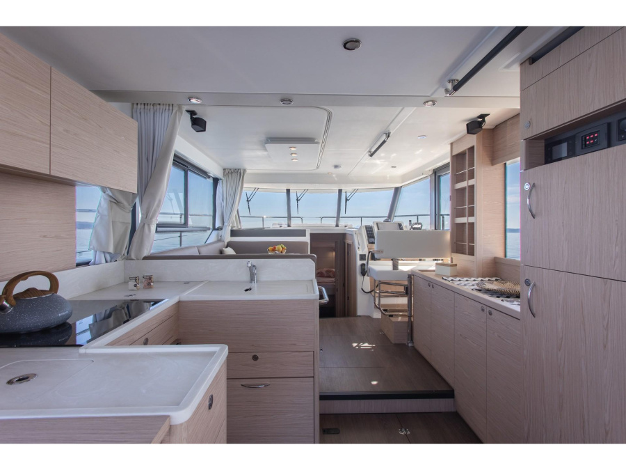 Interior image - 2