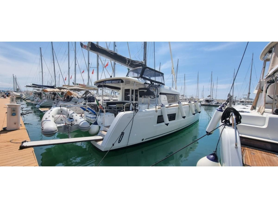 Photo #1 - Lagoon 40 (Freccia (WM, Inverter)) in Marina d'Arechi - 10028