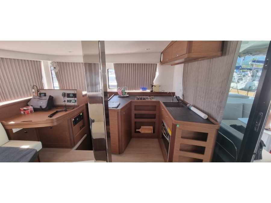 Interior image - 2