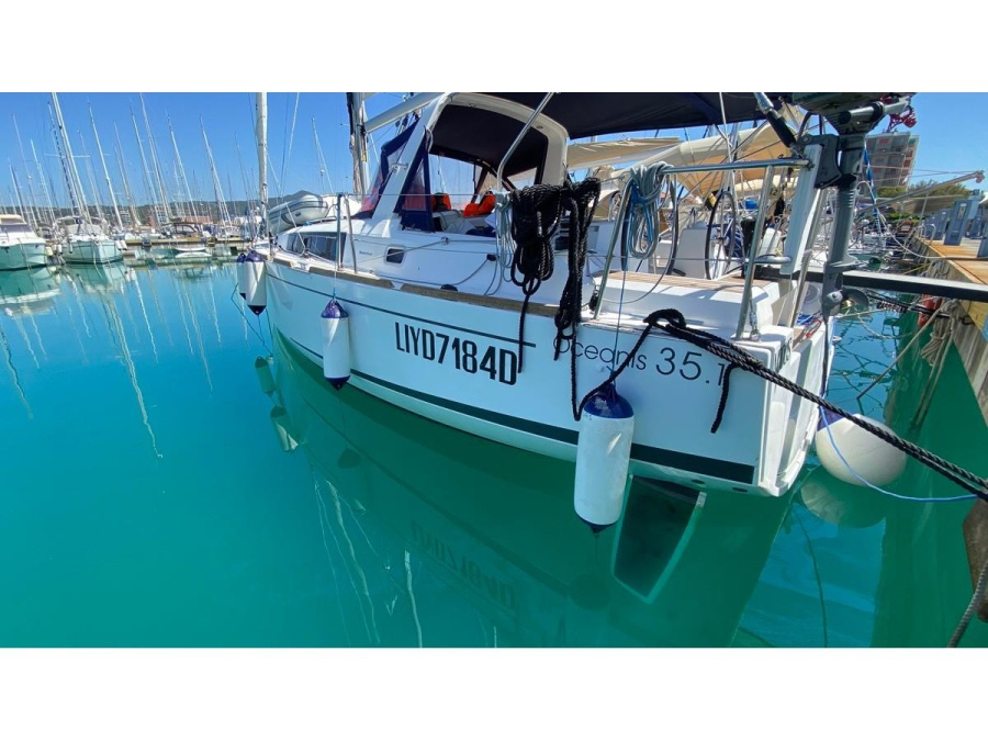 Photo #1 - Oceanis 35.1 (Nodus) in Marina Cala de' Medici - 7211