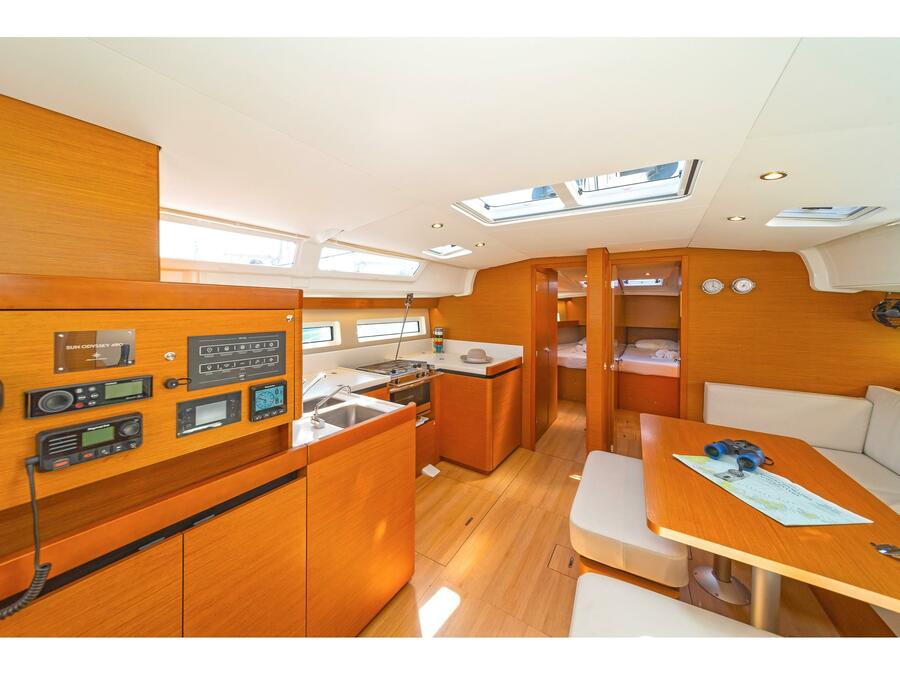Interior image - 1