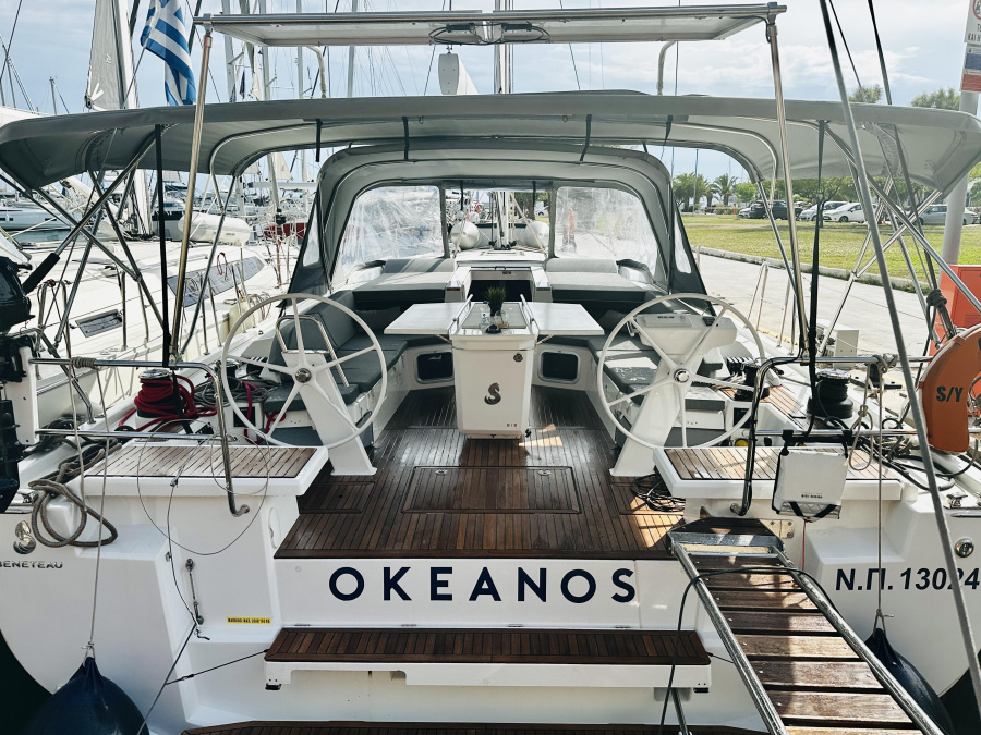 Photo #1 - Oceanis 51.1/ 3 cabins - owner's version (Okeanos) in Alimos Marina - 11083