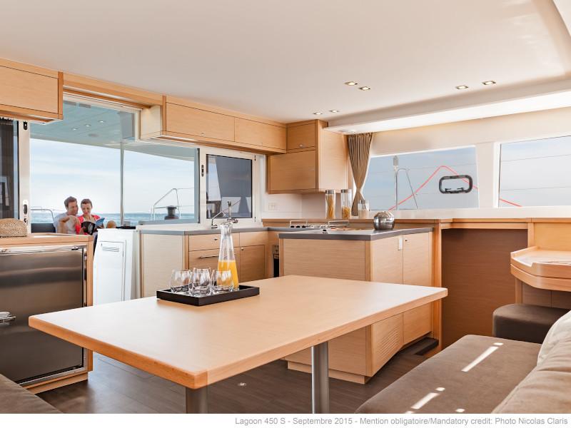 Interior image - 2