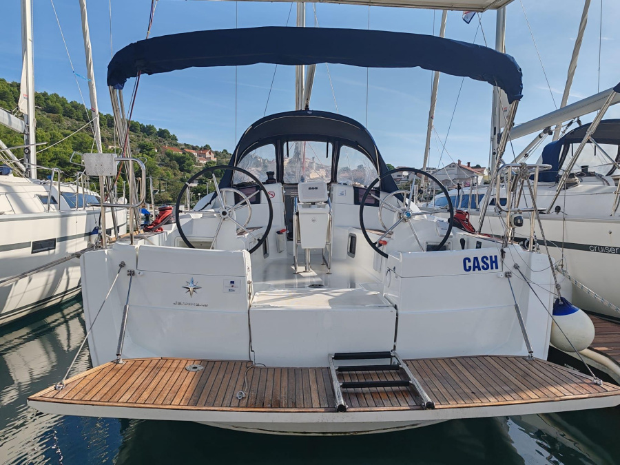 Photo #1 - Sun Odyssey 389 (Cash) in Marina - 11669