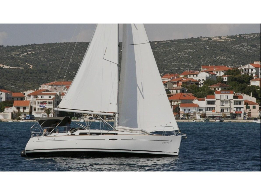 Photo #1 - Oceanis 34 (Nikoleta) in Port of Lefkas - 14597