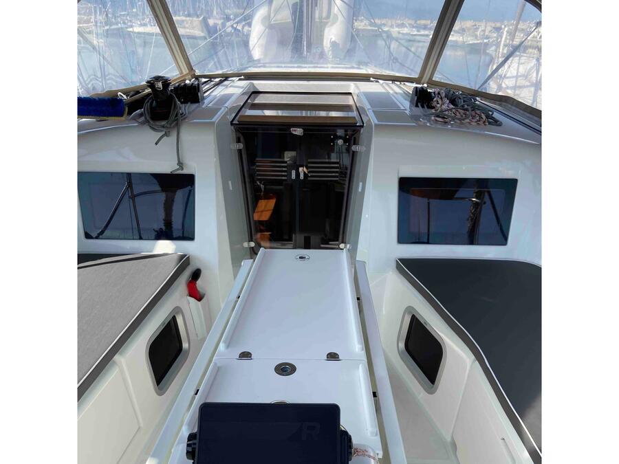 Interior image - 2